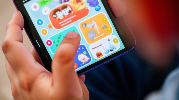 Top 5 smartphones éducatifs pour enfants avec quiz intégré